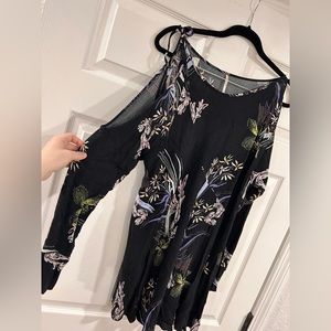 Small boutique open shoulder shift dress